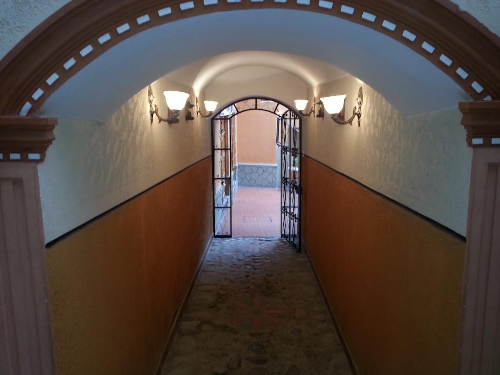Hotel Fuentes La Paz Buitenkant foto