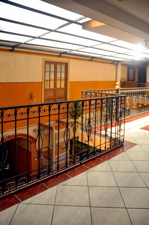 Hotel Fuentes La Paz Buitenkant foto