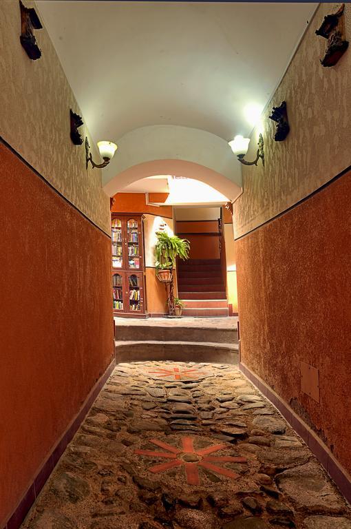 Hotel Fuentes La Paz Buitenkant foto